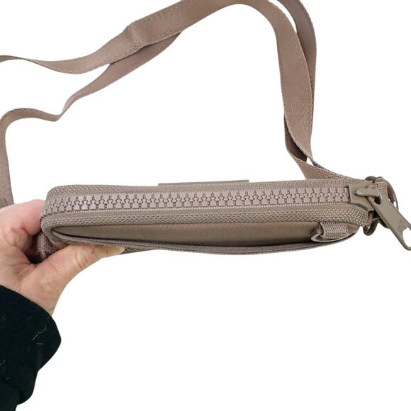 None - Picture 8 of 12